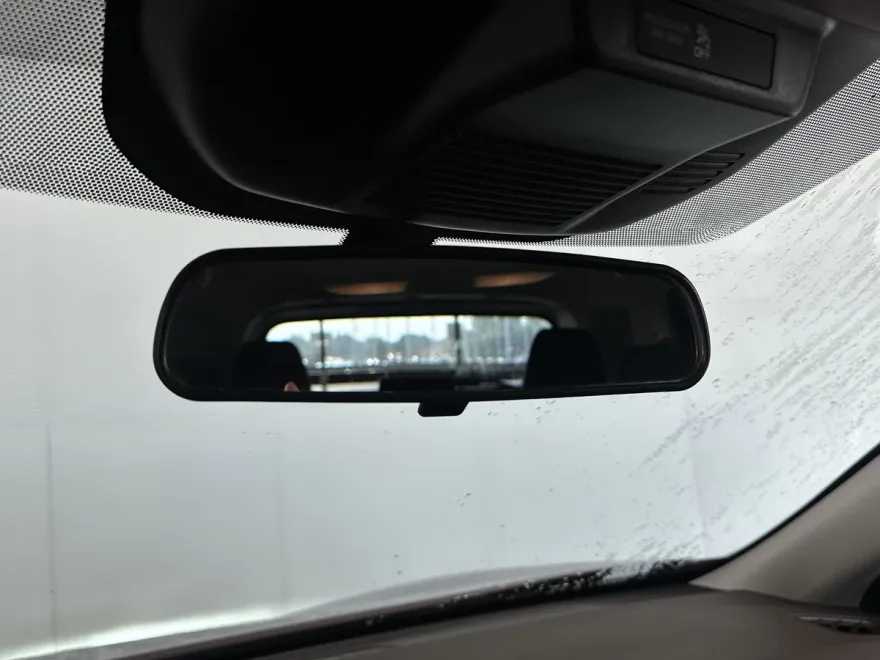 2022 Nissan Rogue S photo 1