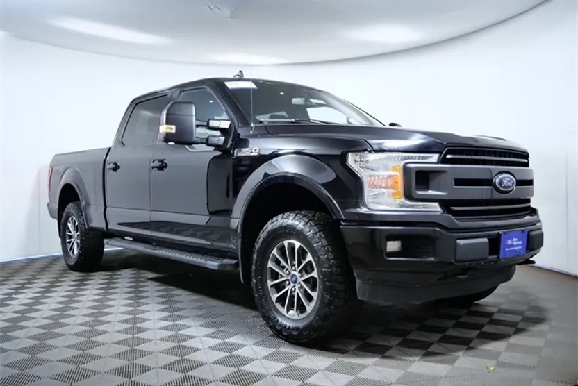 2020 Ford F-150 XLT photo 1