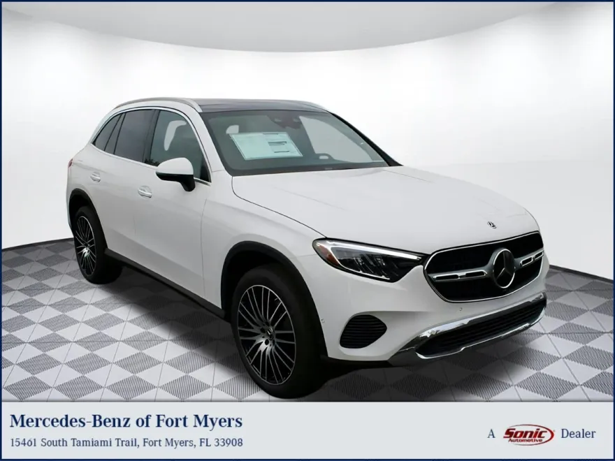 2025 Mercedes Benz GLC 300 photo 1
