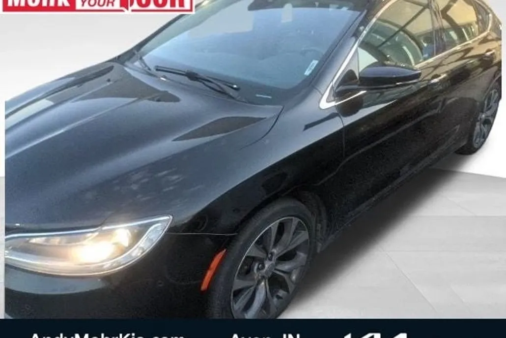 2015 Chrysler 200 C photo 1