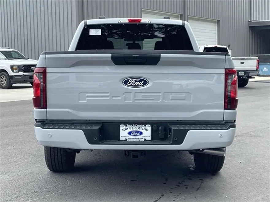 2025 Ford F-150 STX photo 1
