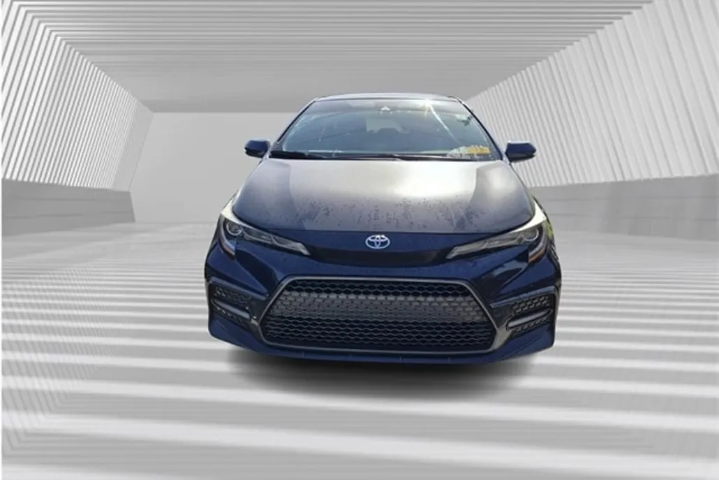 2021 Toyota Corolla SE photo 1
