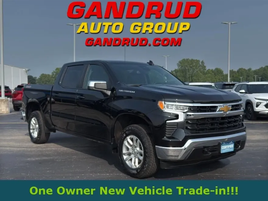 2024 Chevrolet Silverado 1500 LT photo 1