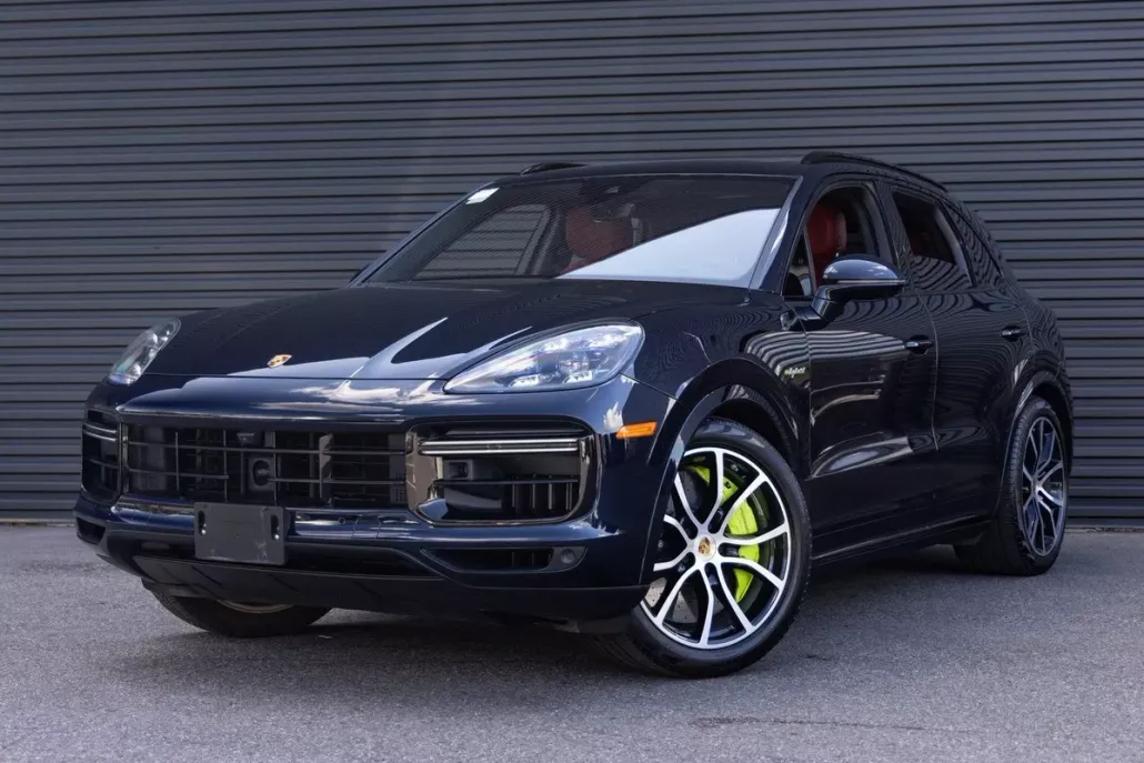2021 Porsche Cayenne Turbo S E-Hybrid photo 1