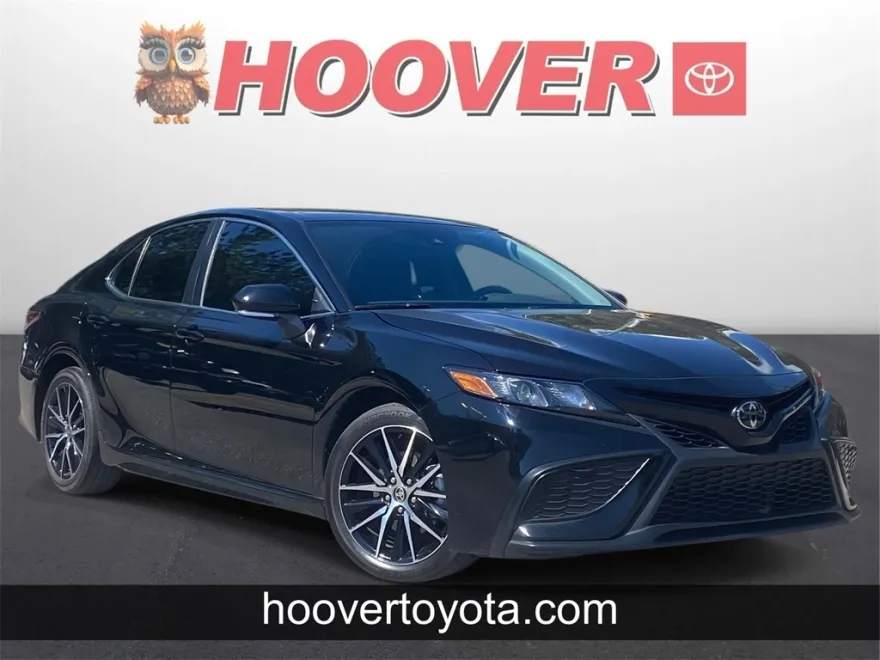 2024 Toyota Camry SE photo 1