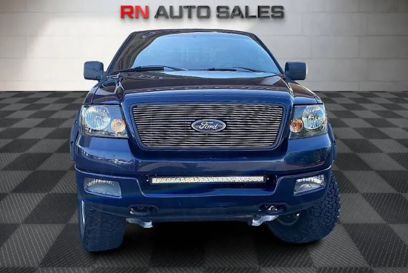 2005 Ford F-150 photo 1