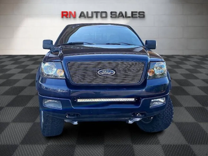 2005 Ford F-150 photo 1