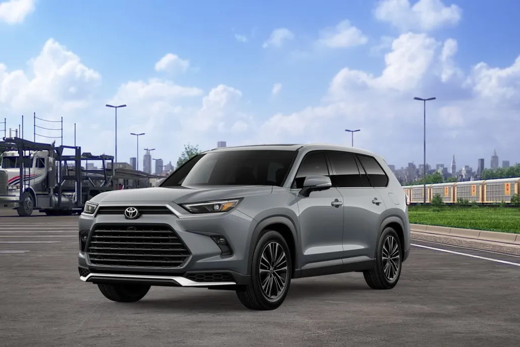 2026 Toyota Highlander Platinum Hybrid photo 1