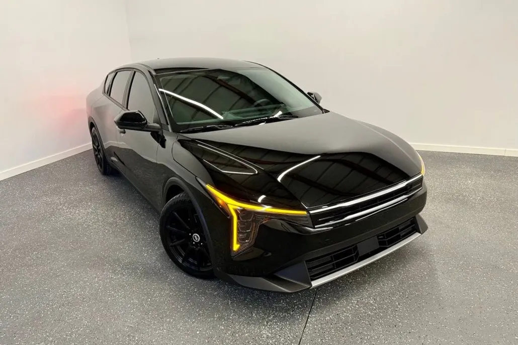2025 Kia K4 EX photo 1