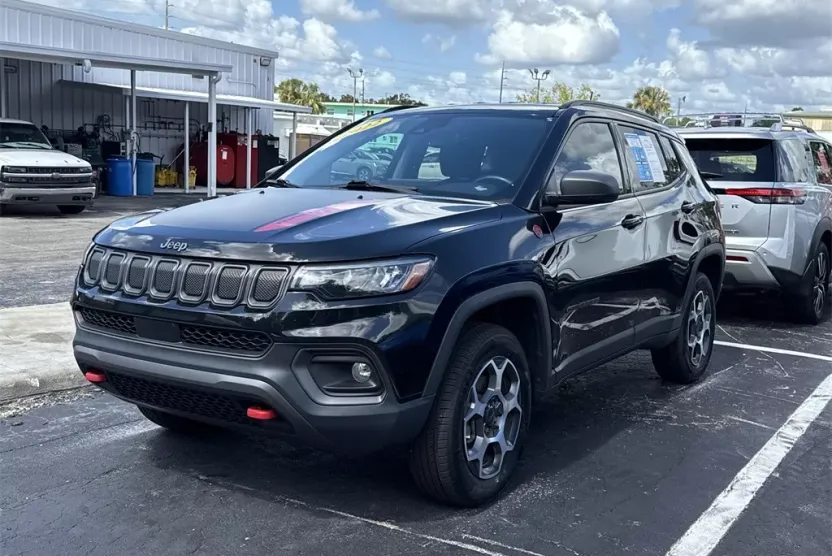 2022 Jeep Compass Trailhawk photo 1