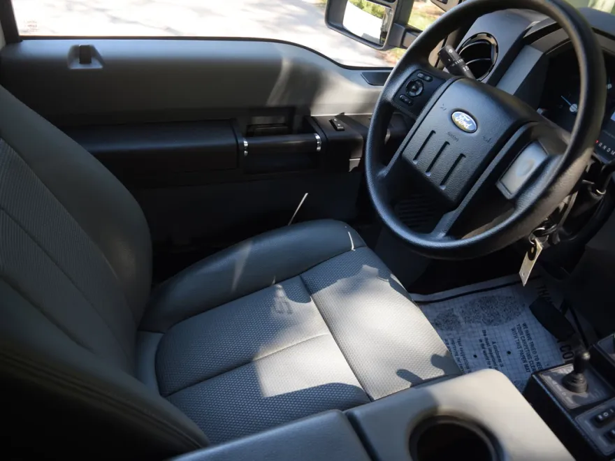 2016 Ford F-550 XLT photo 1