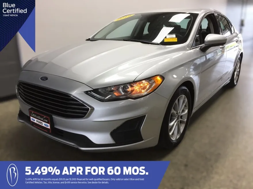 2019 Ford Fusion SE photo 1