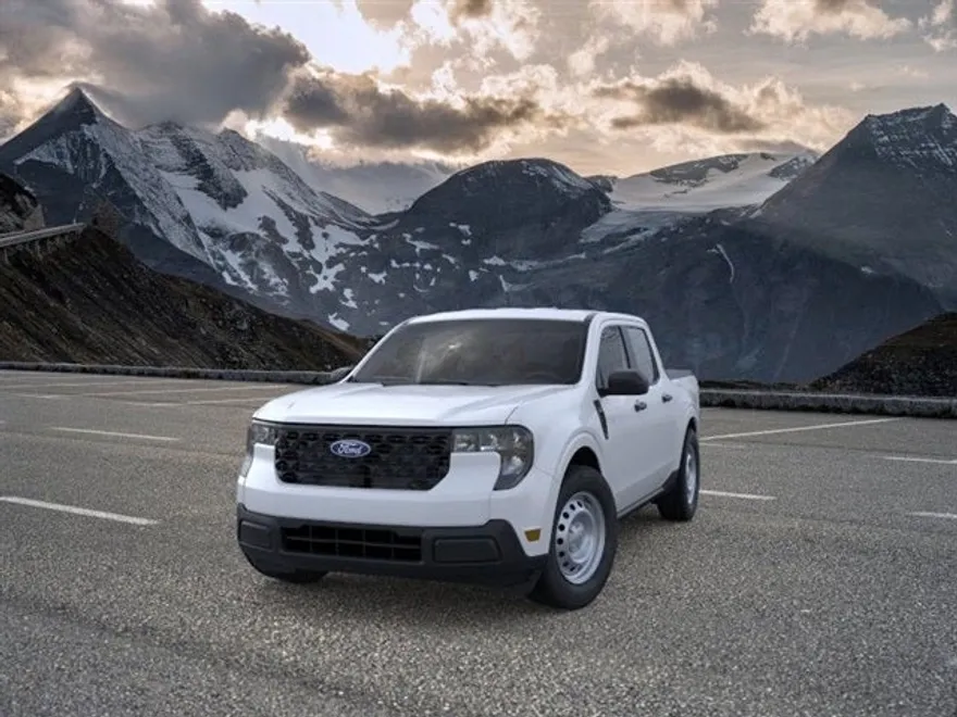 2025 Ford Maverick XL photo 1
