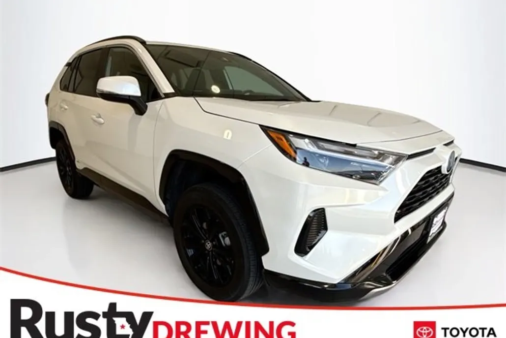 2024 Toyota RAV4 Hybrid SE photo 1