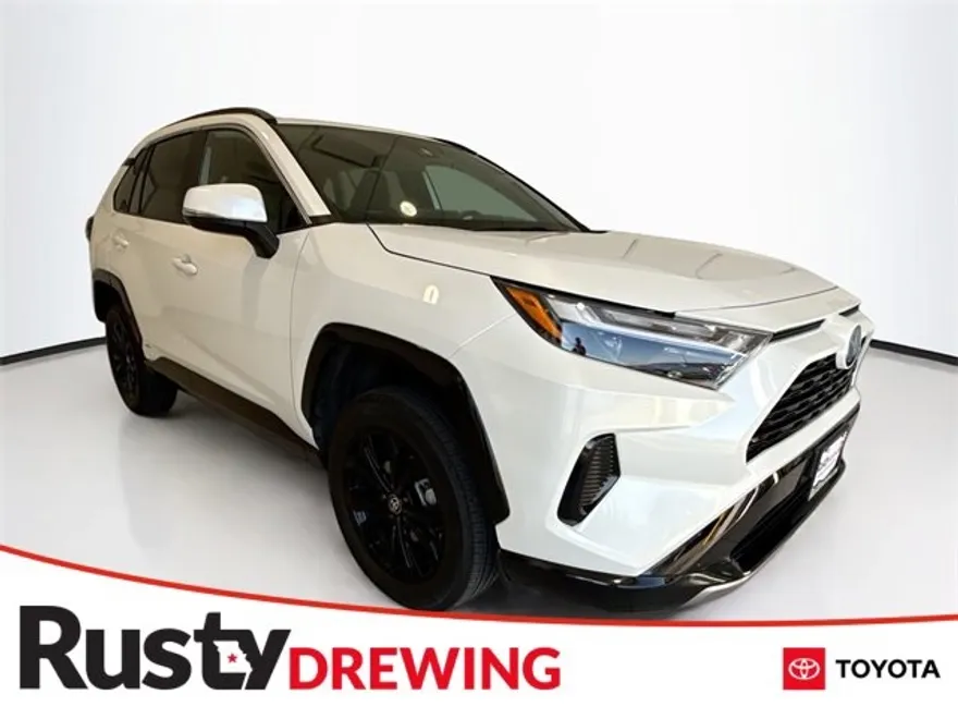2024 Toyota RAV4 Hybrid SE photo 1