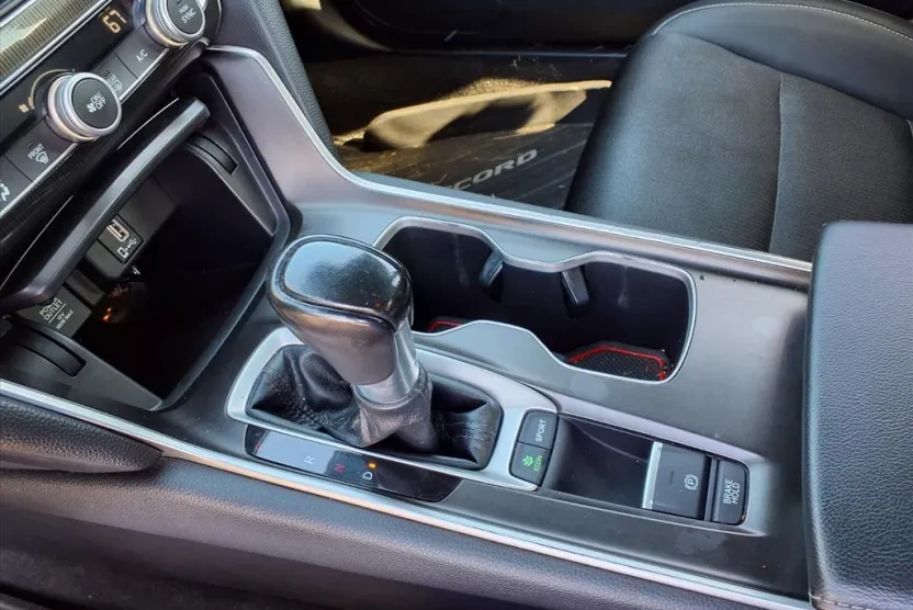 2018 Honda Accord Sport 1.5T photo 1