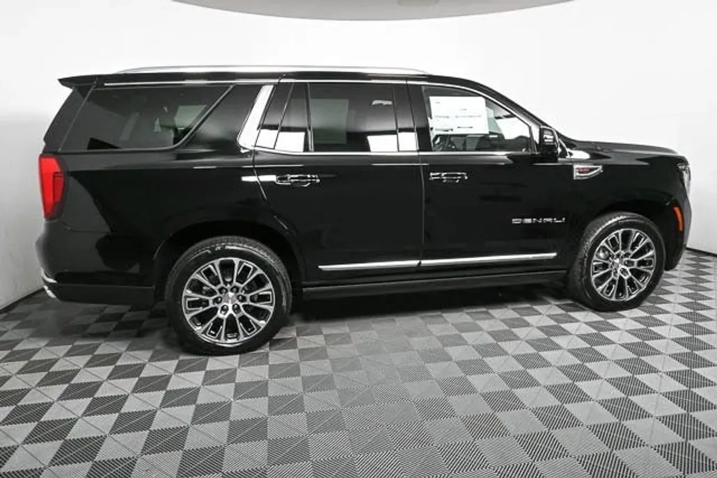 2026 Gmc Yukon Denali photo 1