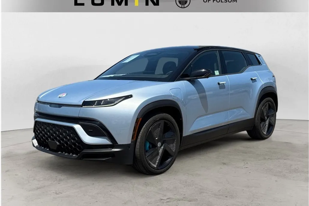 2023 Fisker Ocean Ocean One photo 1