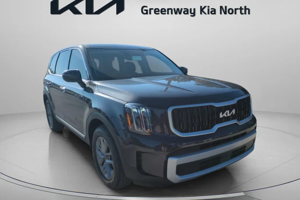 2025 Kia Telluride LX photo 1