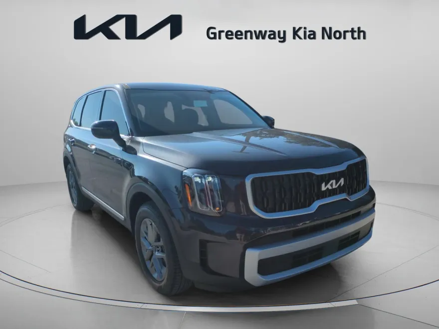 2025 Kia Telluride LX photo 1