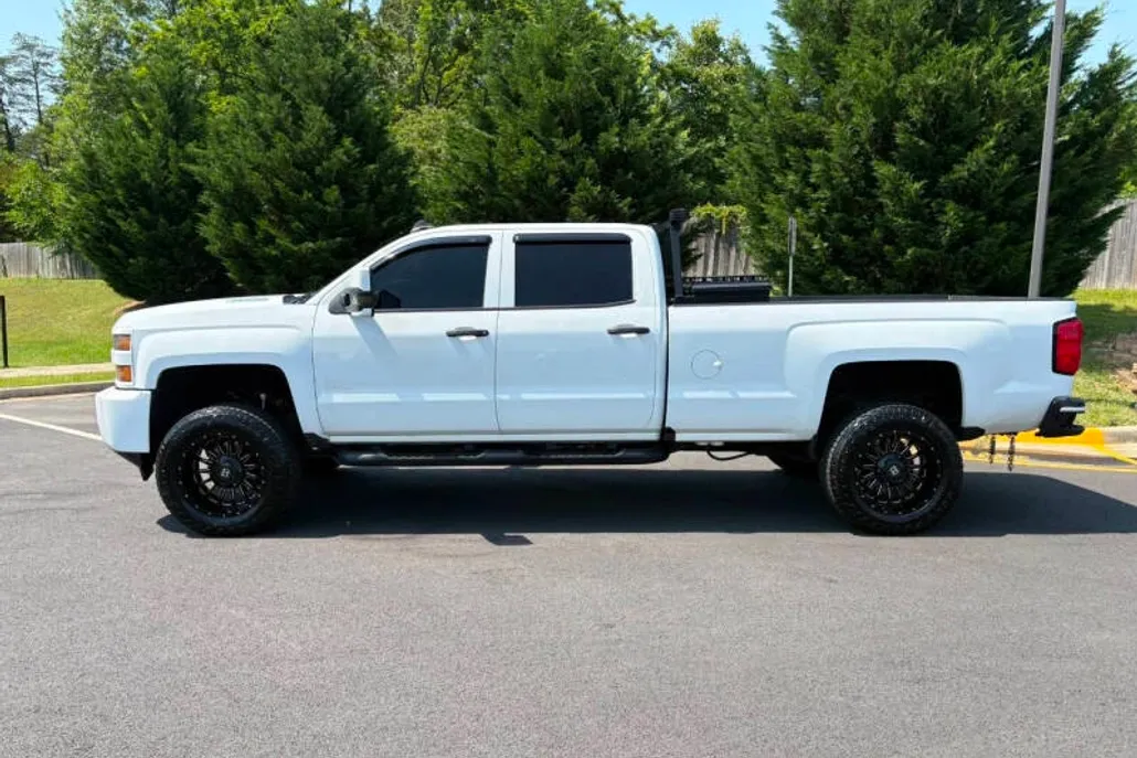 2016 Chevrolet Silverado 2500HD Work Truck photo 1