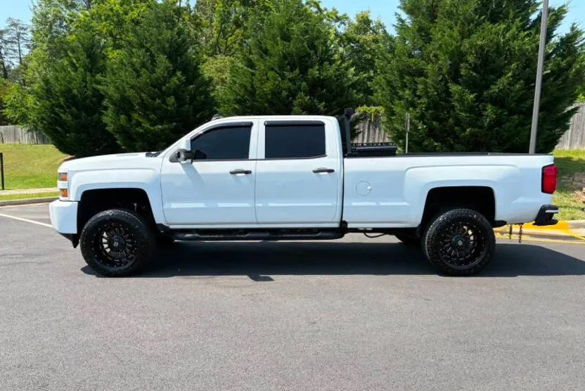 2016 Chevrolet Silverado 2500HD Work Truck photo 1