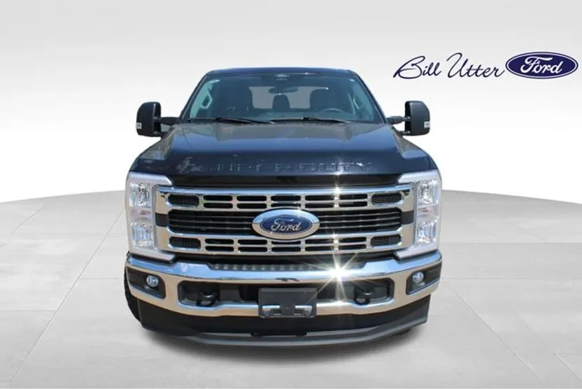 2024 Ford F-250 photo 1