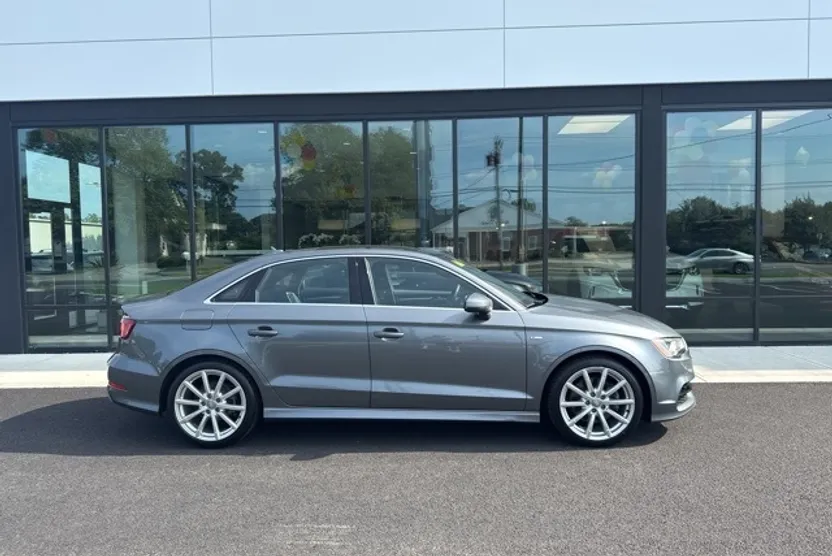 2015 Audi A3 2.0T Prestige Quattro photo 1