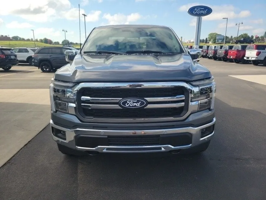 2025 Ford F-150 Lariat photo 1