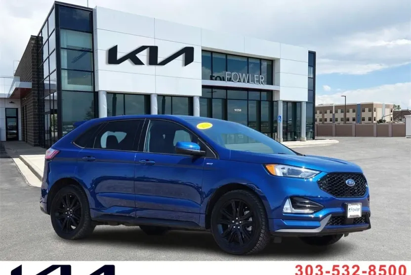 2021 Ford Edge ST photo 1