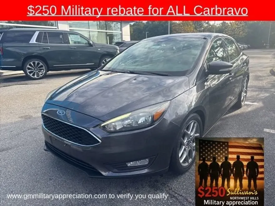2015 Ford Focus SE photo 1