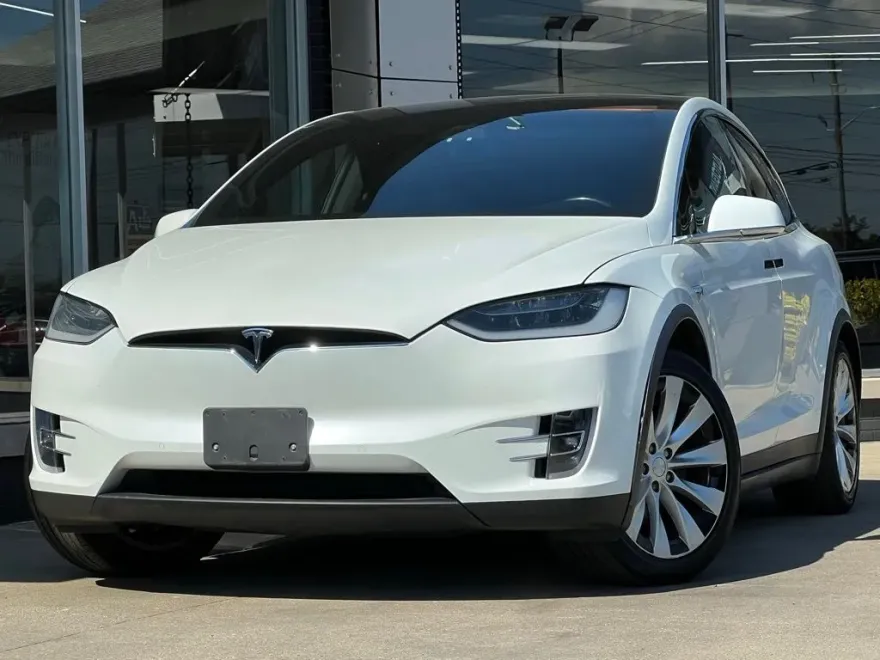 2019 Tesla Model X Long Range photo 1