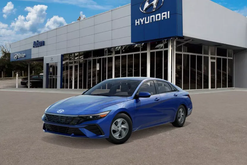 2025 Hyundai Elantra SE photo 1