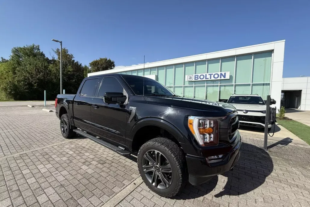 2021 Ford F-150 XLT photo 1