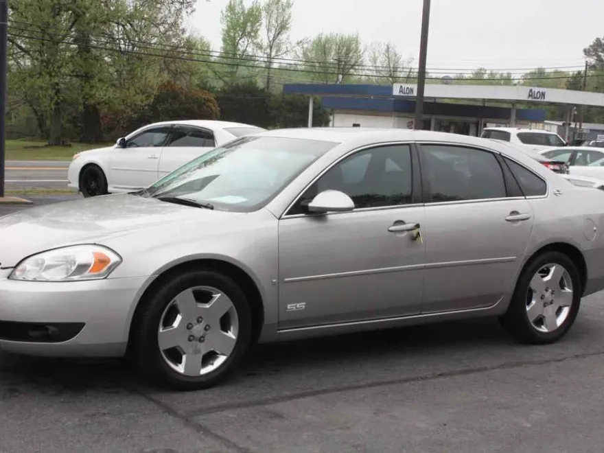 2006 Chevrolet Impala SS photo 1