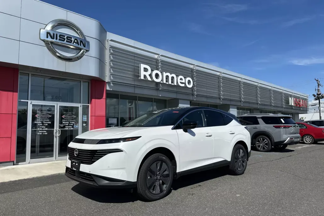 2025 Nissan Murano SL photo 1