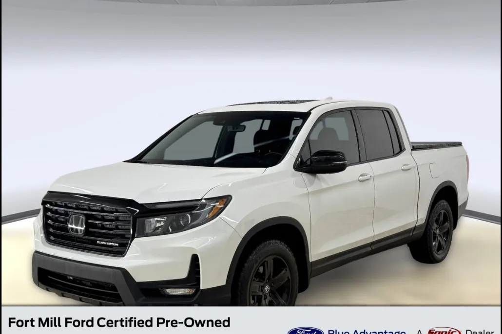 2023 Honda Ridgeline Black Edition photo 1