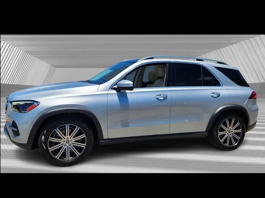 2024 Mercedes Benz GLE 450 4MATIC photo 1