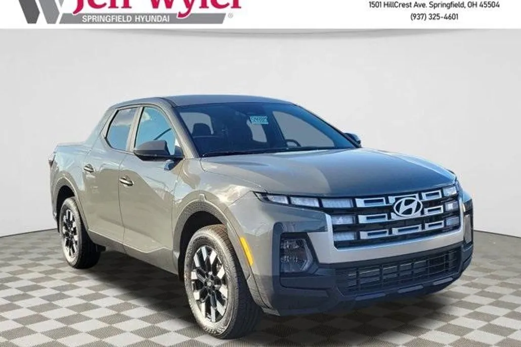 2025 Hyundai Santa Cruz SE photo 1