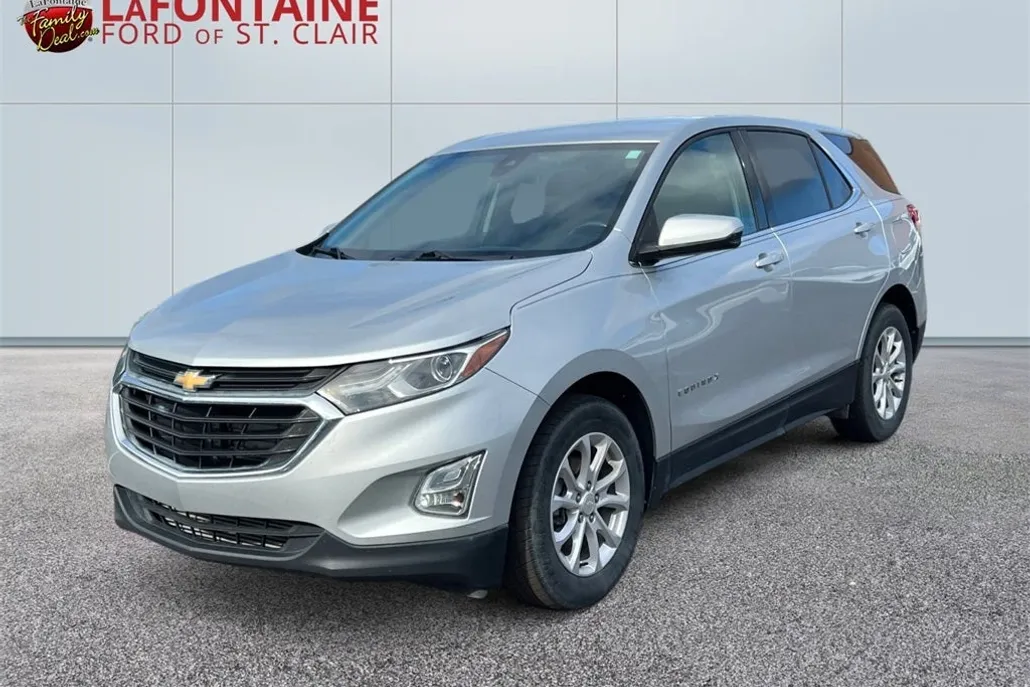 2019 Chevrolet Equinox LT photo 1