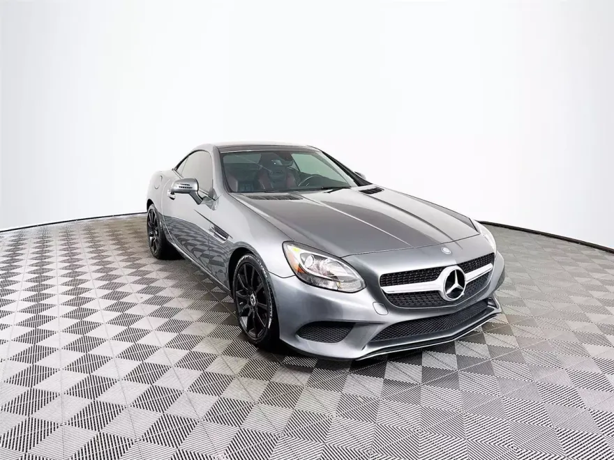 2017 Mercedes Benz SLC 300 photo 1