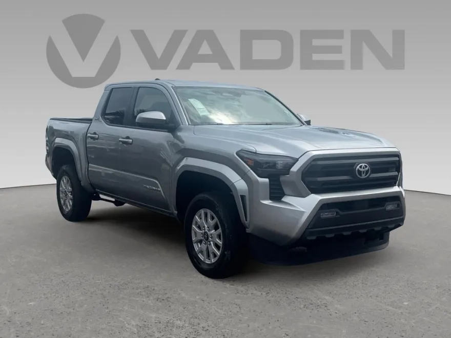 2024 Toyota Tacoma SR5 photo 1