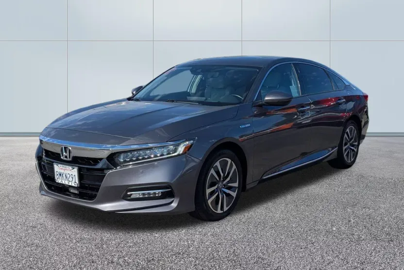 2019 Honda Accord Hybrid Touring photo 1