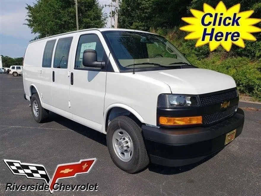 2025 Chevrolet Express Cargo 2500 photo 1
