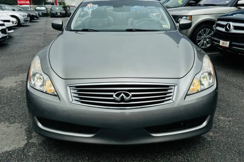 2009 Infiniti G37 Convertible photo 1