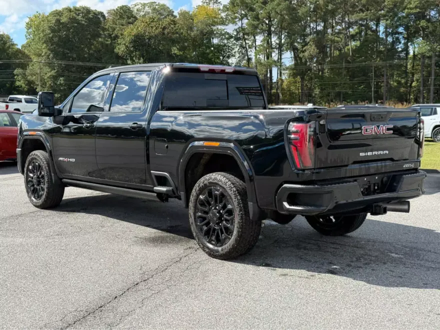 2024 Gmc Sierra 2500 HD AT4 photo 1