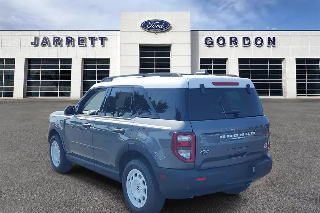 2025 Ford Bronco Sport Heritage photo 1