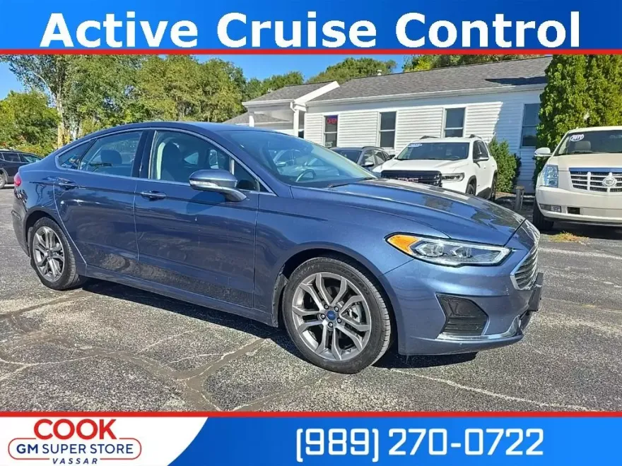 2019 Ford Fusion SEL photo 1