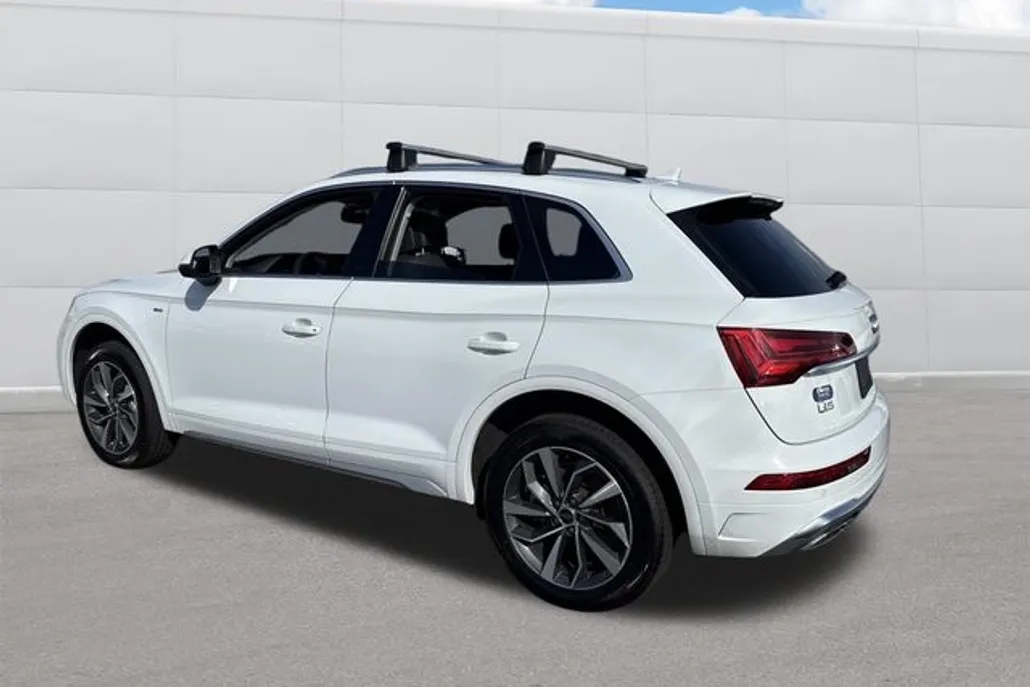 2024 Audi Q5 45 S line Premium photo 1