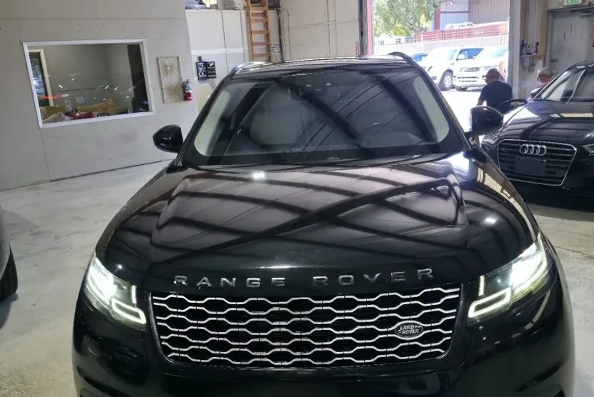 2019 Land Rover Range Rover Velar S photo 1